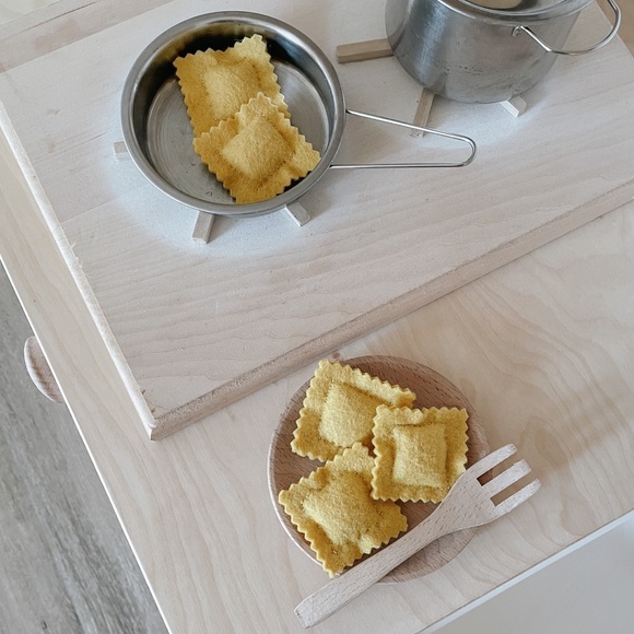 Felt Raviolis - Picture 4 of 4